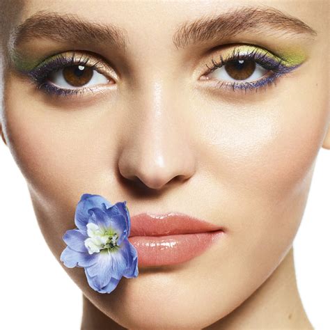 maquillage chanel printemps 2024|NEW CHANEL Jardin Imaginaire 2024 MAKEUP collection .